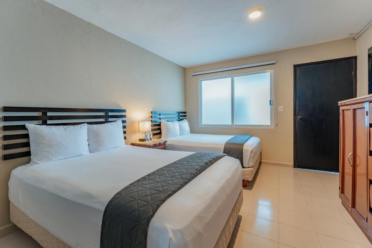 Hotel Brisas 5A Av, Playa Del Carmen Exterior photo