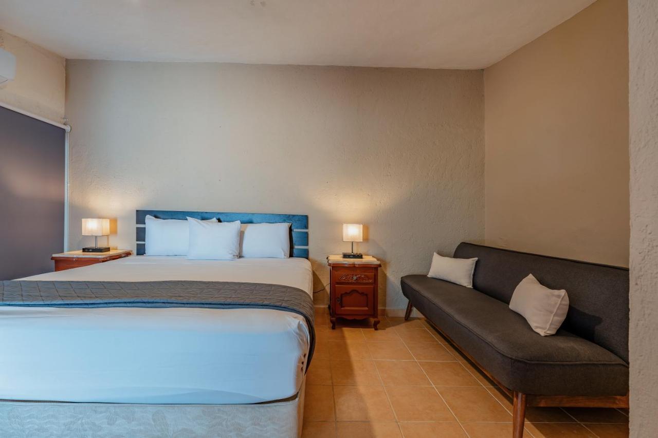 Hotel Brisas 5A Av, Playa Del Carmen Exterior photo