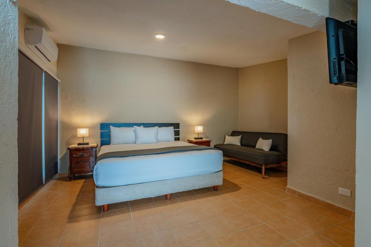 Hotel Brisas 5A Av, Playa Del Carmen Exterior photo