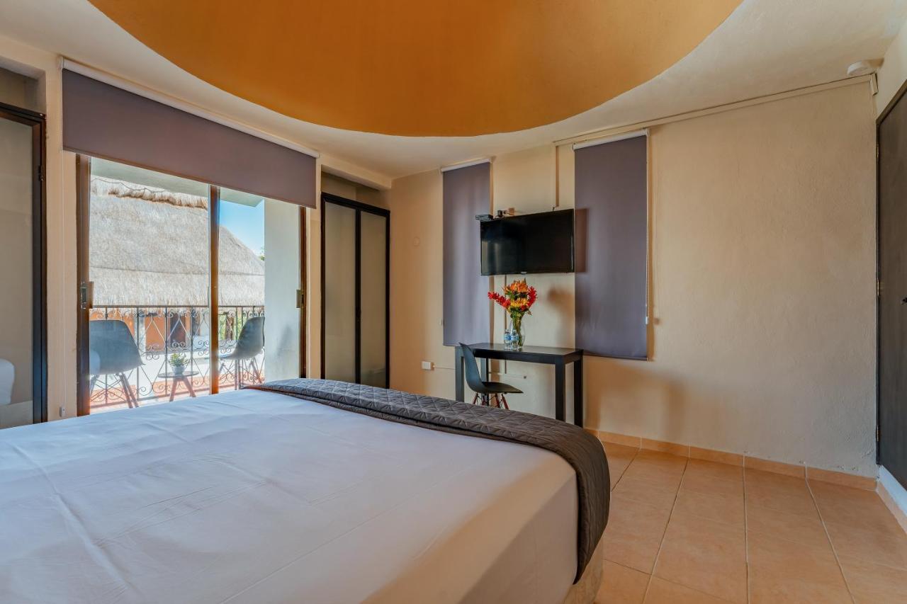 Hotel Brisas 5A Av, Playa Del Carmen Exterior photo